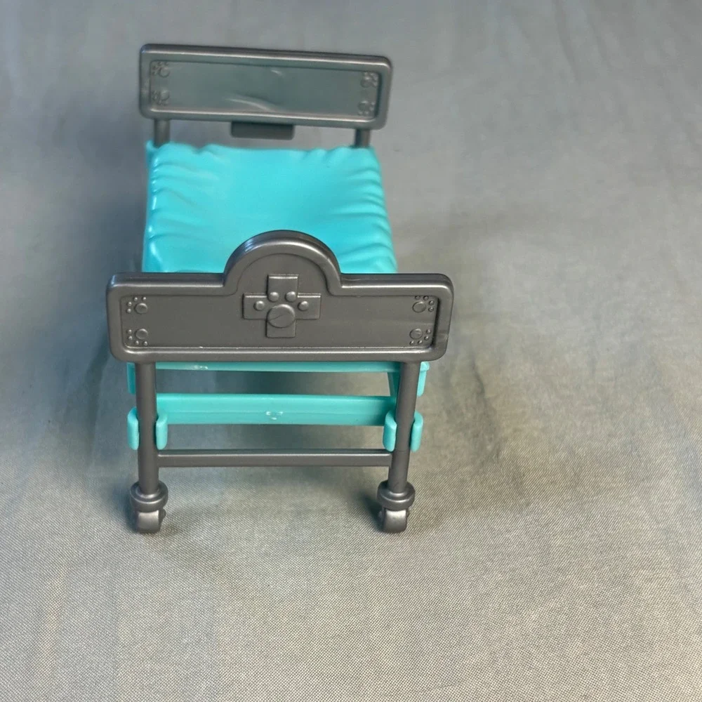 Vintage 1995 Tonka Littlest Pet Shop Hospital Bed Get Better Center Accessory